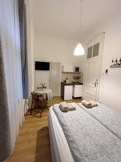 12# Sunflower Cozy Apartment Βουδαπέστη Εξωτερικό φωτογραφία