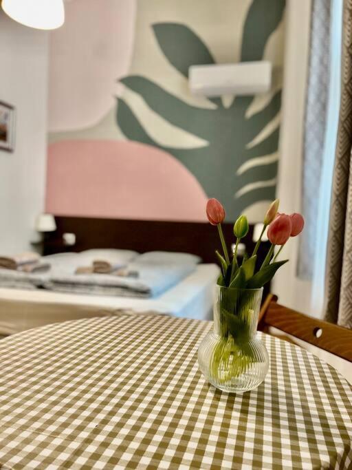 12# Sunflower Cozy Apartment Βουδαπέστη Εξωτερικό φωτογραφία